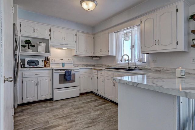 400 FRANCES STREET, Kaukauna, WI 54130