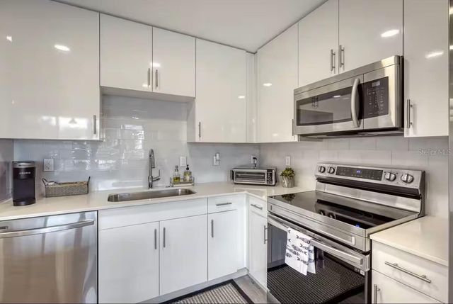 1709 N TAMIAMI TRAIL 220, Sarasota, FL 34234