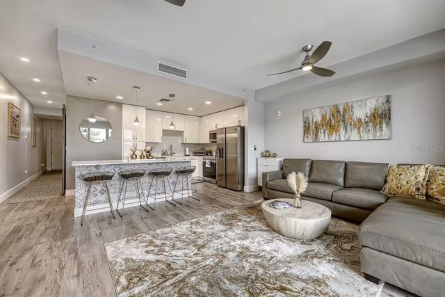 1709 N TAMIAMI TRAIL 220, Sarasota, FL 34234