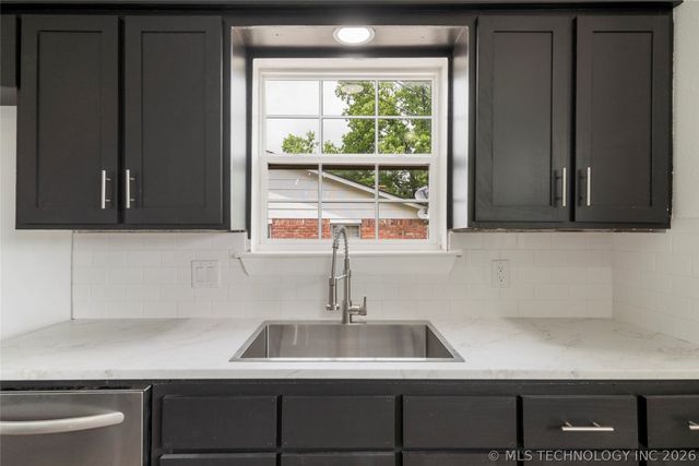 619 Elmwood Drive, Cleveland, OK 74020