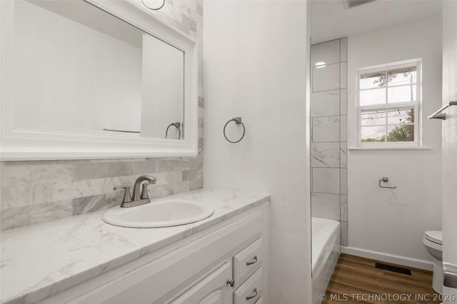 619 Elmwood Drive, Cleveland, OK 74020