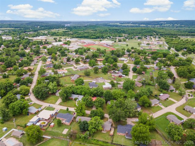 619 Elmwood Drive, Cleveland, OK 74020