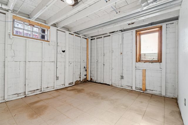 233 2nd Avenue SW, Faribault, MN 55021