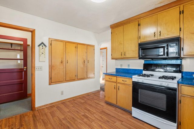 233 2nd Avenue SW, Faribault, MN 55021