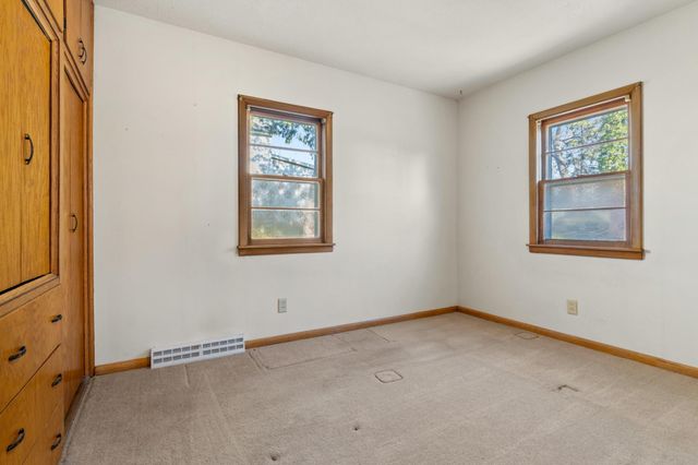 233 2nd Avenue SW, Faribault, MN 55021