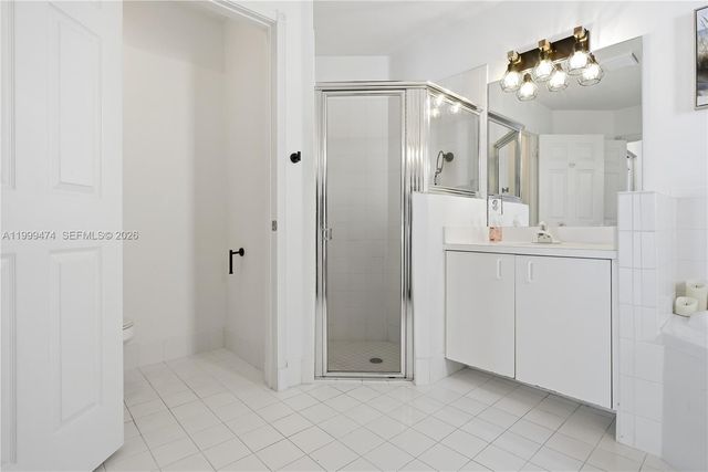 18427 NW 9th Ct, Pembroke Pines, FL 33029