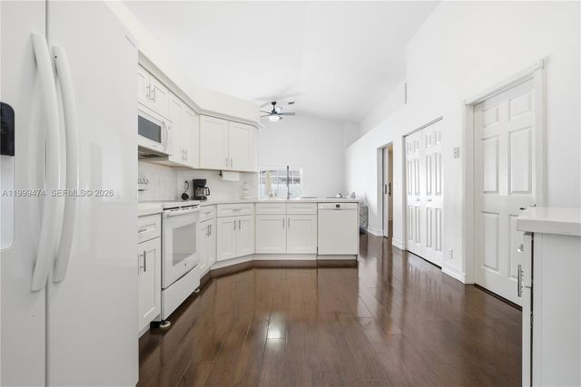 18427 NW 9th Ct, Pembroke Pines, FL 33029