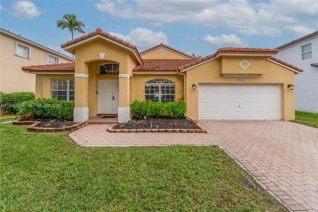 18427 NW 9th Ct, Pembroke Pines, FL 33029