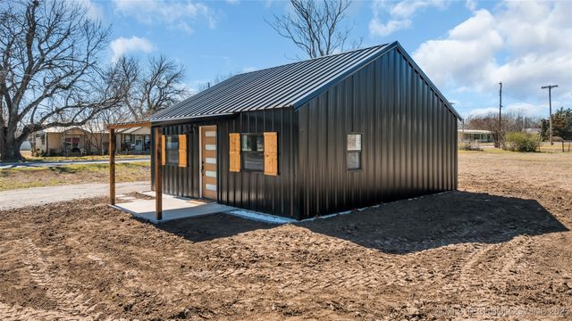 21 14th, Wilson, OK 73463