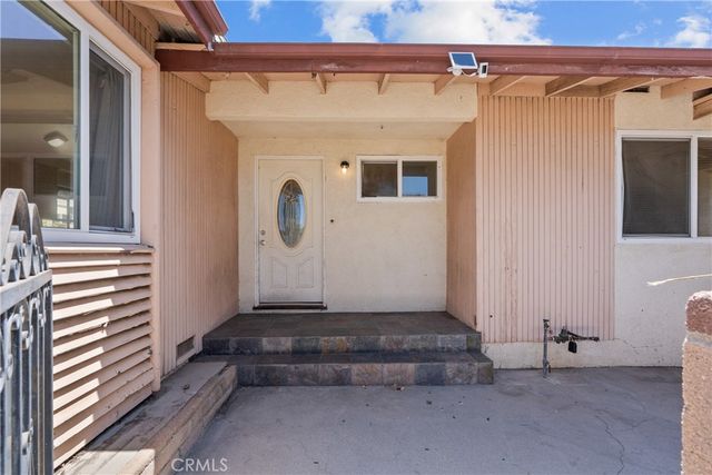 10048 Swinton Avenue, Granada Hills, CA 91343