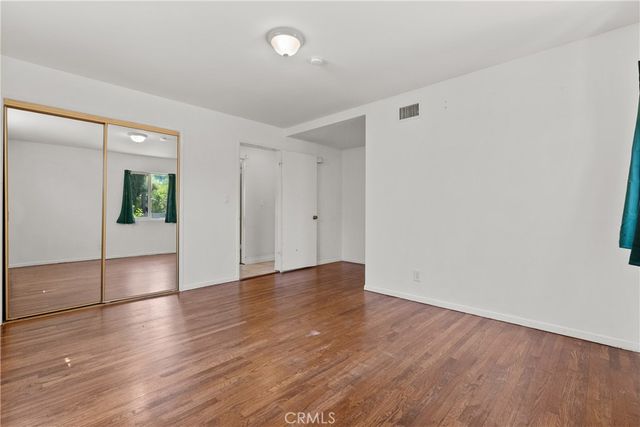 10048 Swinton Avenue, Granada Hills, CA 91343