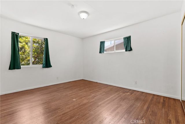 10048 Swinton Avenue, Granada Hills, CA 91343