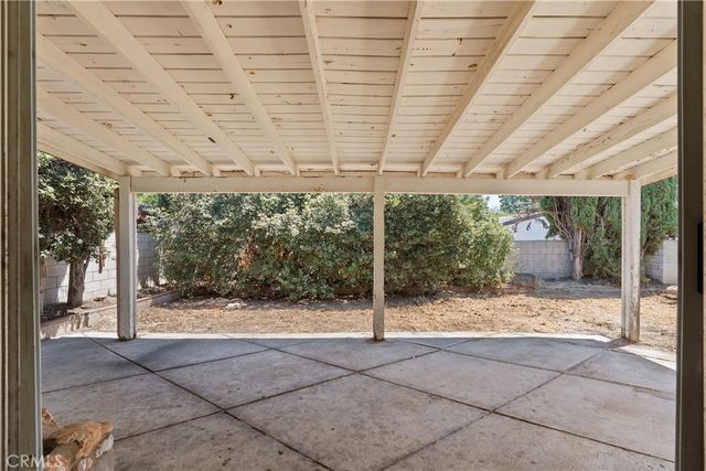 10048 Swinton Avenue, Granada Hills, CA 91343