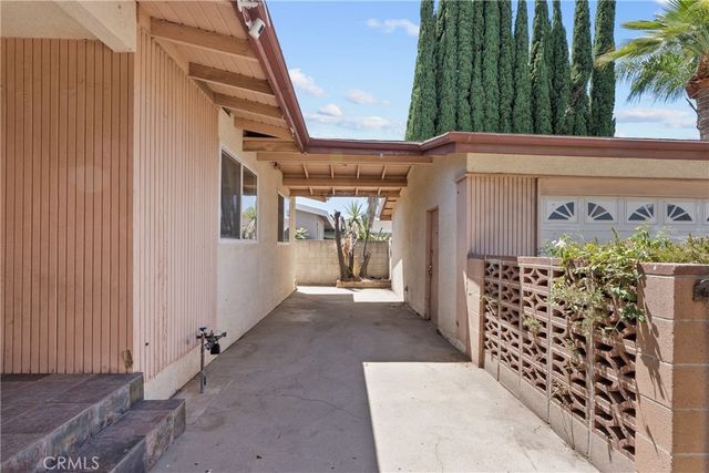 10048 Swinton Avenue, Granada Hills, CA 91343