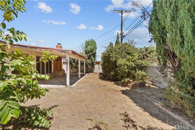 10048 Swinton Avenue, Granada Hills, CA 91343