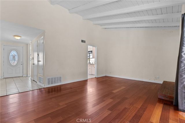 10048 Swinton Avenue, Granada Hills, CA 91343