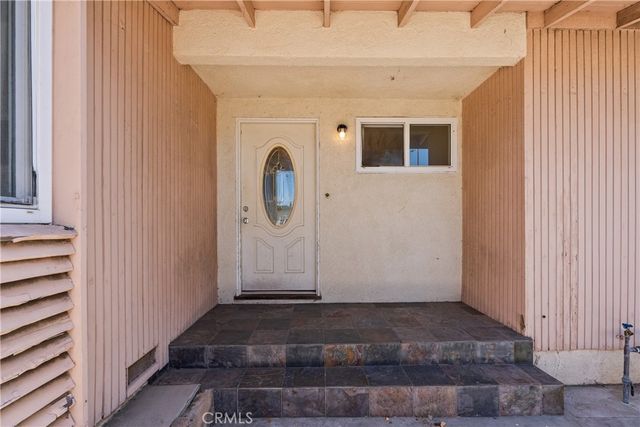 10048 Swinton Avenue, Granada Hills, CA 91343