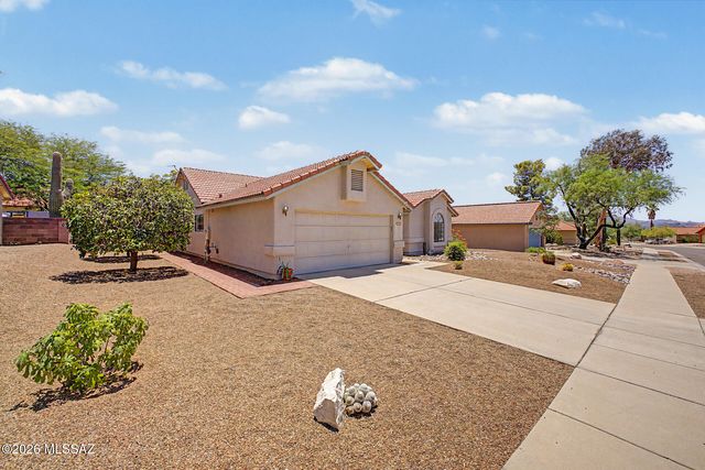9860 N Longford Drive, Tucson, AZ 85742