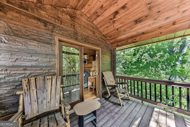 88 Black Gum Lane, Blue Ridge, GA 30513