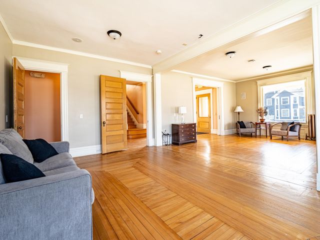 348 Bentley Avenue, Poultney, VT 05764