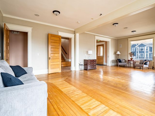 348 Bentley Avenue, Poultney, VT 05764