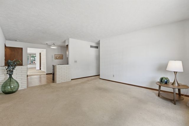 4702 Sheridan Street, Davenport, IA 52806