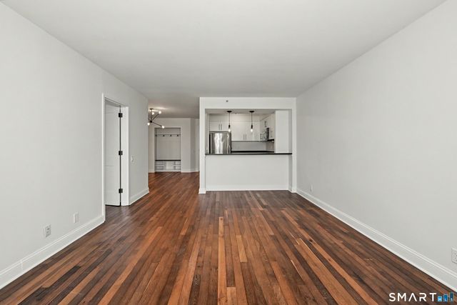 25 Forest Street 14D, Stamford, CT 06901