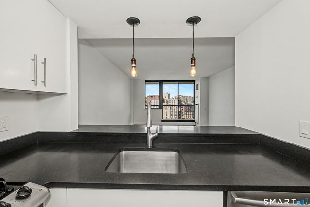 25 Forest Street 14D, Stamford, CT 06901