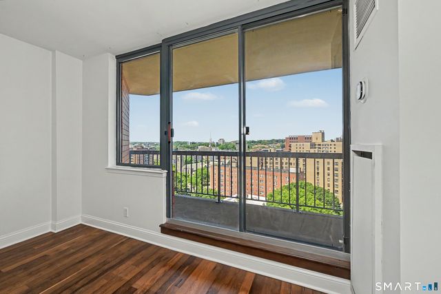 25 Forest Street 14D, Stamford, CT 06901