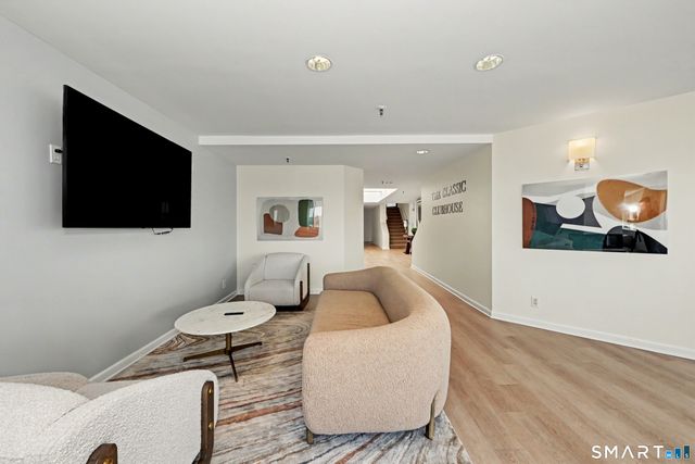 25 Forest Street 14D, Stamford, CT 06901