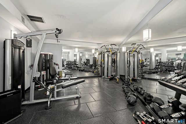 25 Forest Street 14D, Stamford, CT 06901