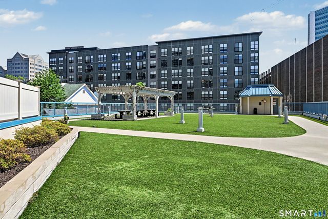 25 Forest Street 14D, Stamford, CT 06901