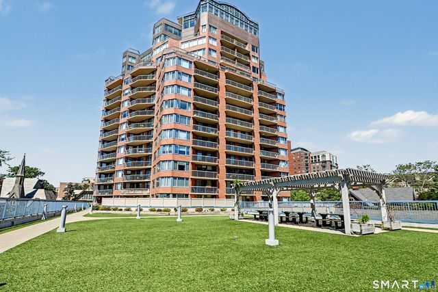 25 Forest Street 14D, Stamford, CT 06901