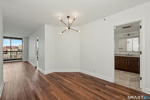 25 Forest Street 14D, Stamford, CT 06901