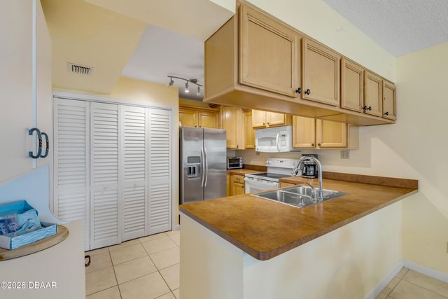 4501 S Atlantic Ave Apt 319, New Smyrna Beach, FL 32169