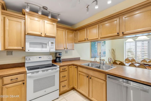 4501 S Atlantic Ave Apt 319, New Smyrna Beach, FL 32169