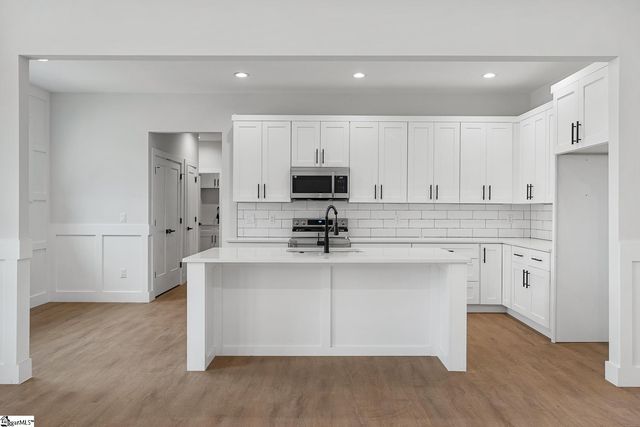 2730 N 29 Highway, Anderson, SC 29621