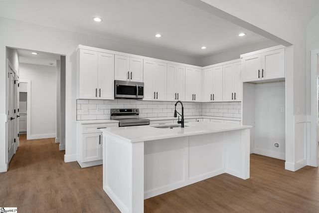 2730 N 29 Highway, Anderson, SC 29621