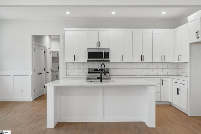 2730 N 29 Highway, Anderson, SC 29621