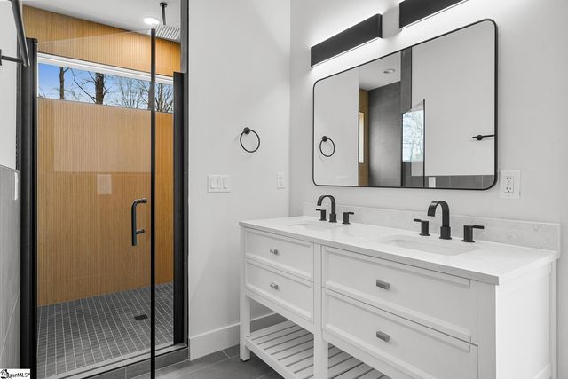 2730 N 29 Highway, Anderson, SC 29621