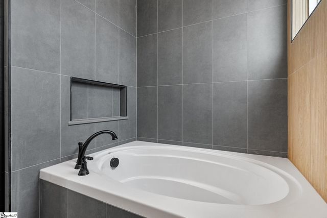 2730 N 29 Highway, Anderson, SC 29621