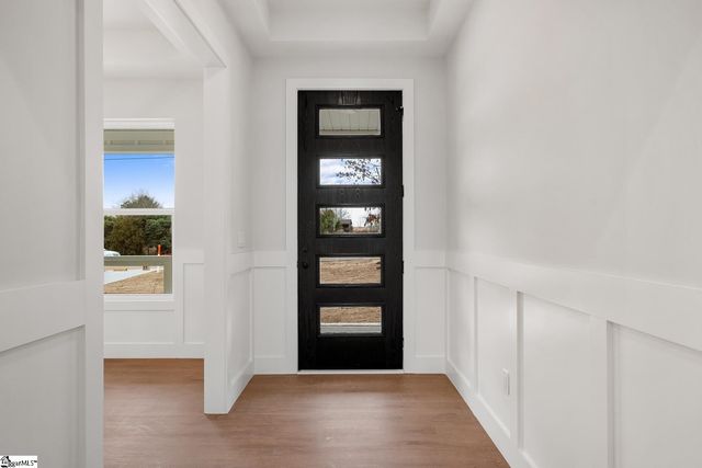 2730 N 29 Highway, Anderson, SC 29621