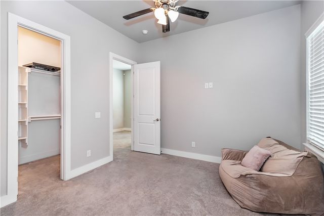 146 E South Street, Fayetteville, AR 72701