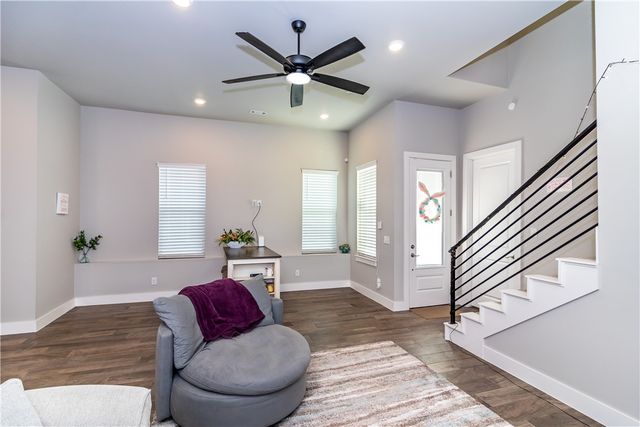 146 E South Street, Fayetteville, AR 72701