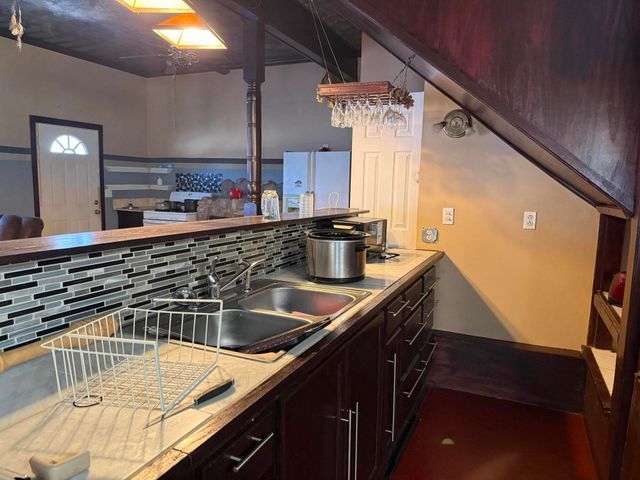 6535 S 375 W, North Judson, IN 46366