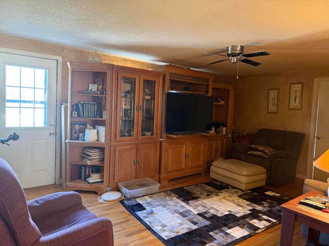 6535 S 375 W, North Judson, IN 46366