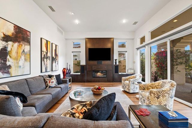 704 Mission Creek Drive, Palm Desert, CA 92211