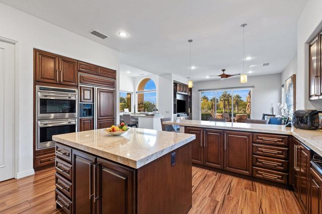 704 Mission Creek Drive, Palm Desert, CA 92211