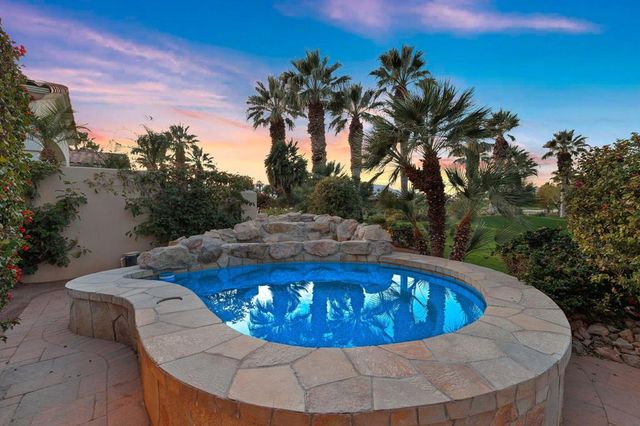 704 Mission Creek Drive, Palm Desert, CA 92211