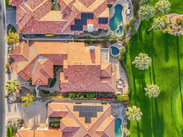 704 Mission Creek Drive, Palm Desert, CA 92211